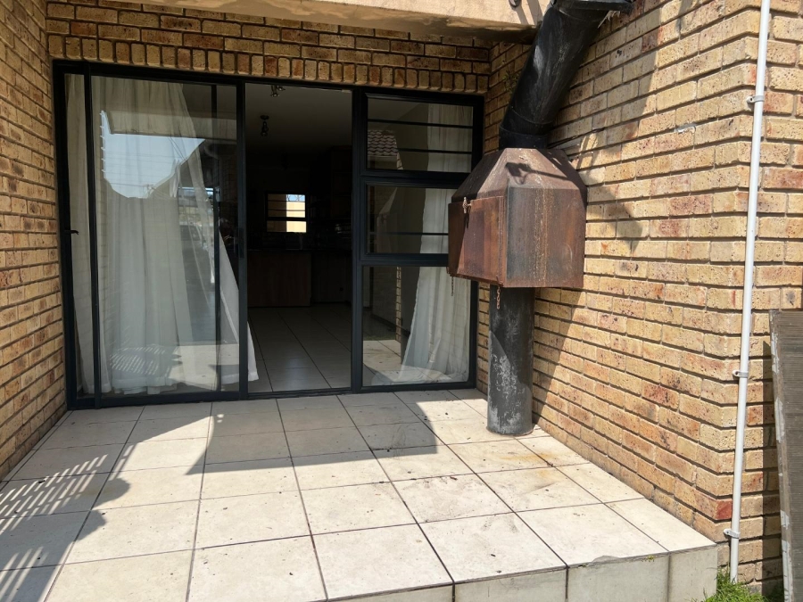 To Let 2 Bedroom Property for Rent in Linton Grange Eastern Cape